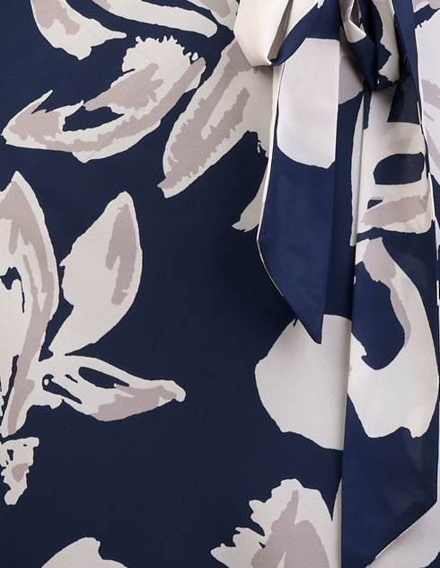 Lila Cross Over Maxi Dress