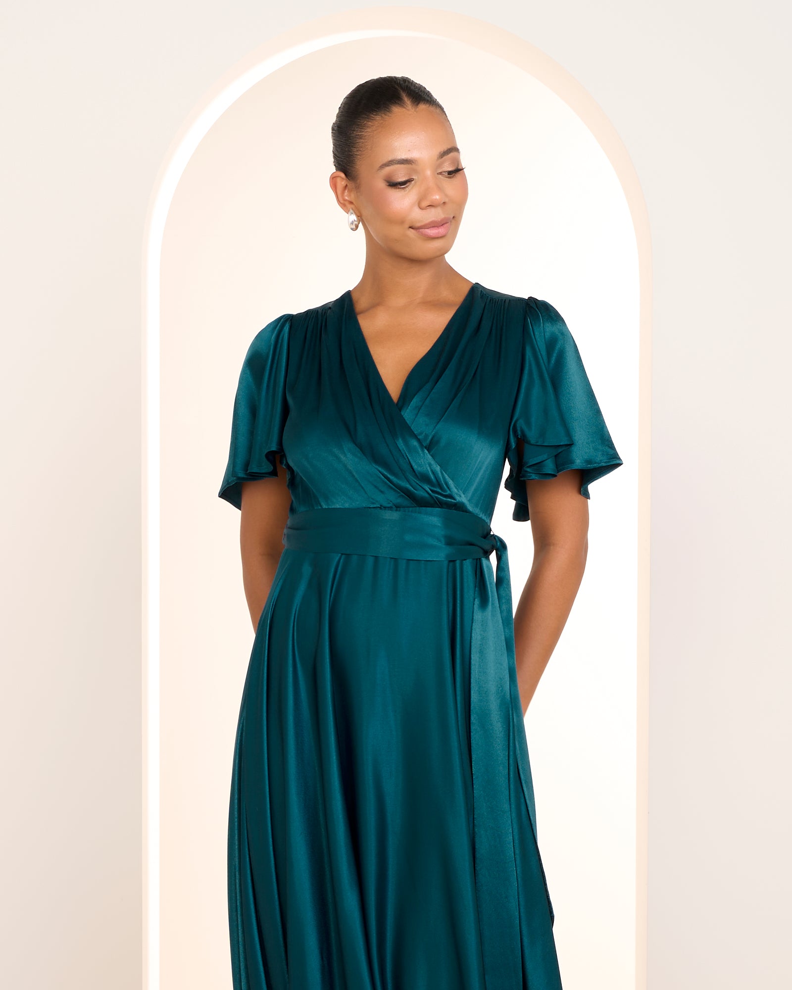 Formal Dresses Online - Shop Maxi Dresses | Pilgrim Clothing Formal Dresses Online - Shop Maxi Dresses | Pilgrim Clothing